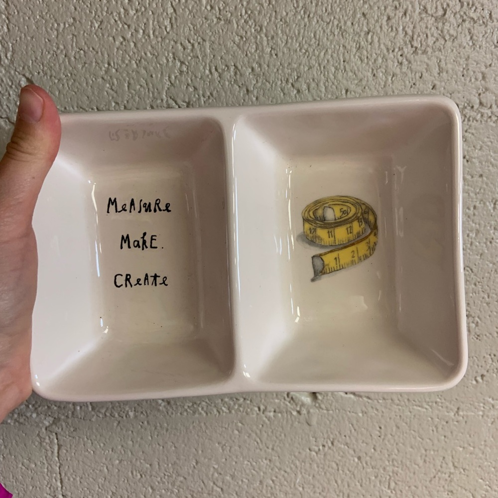 RAE DUNN - Storage Dish